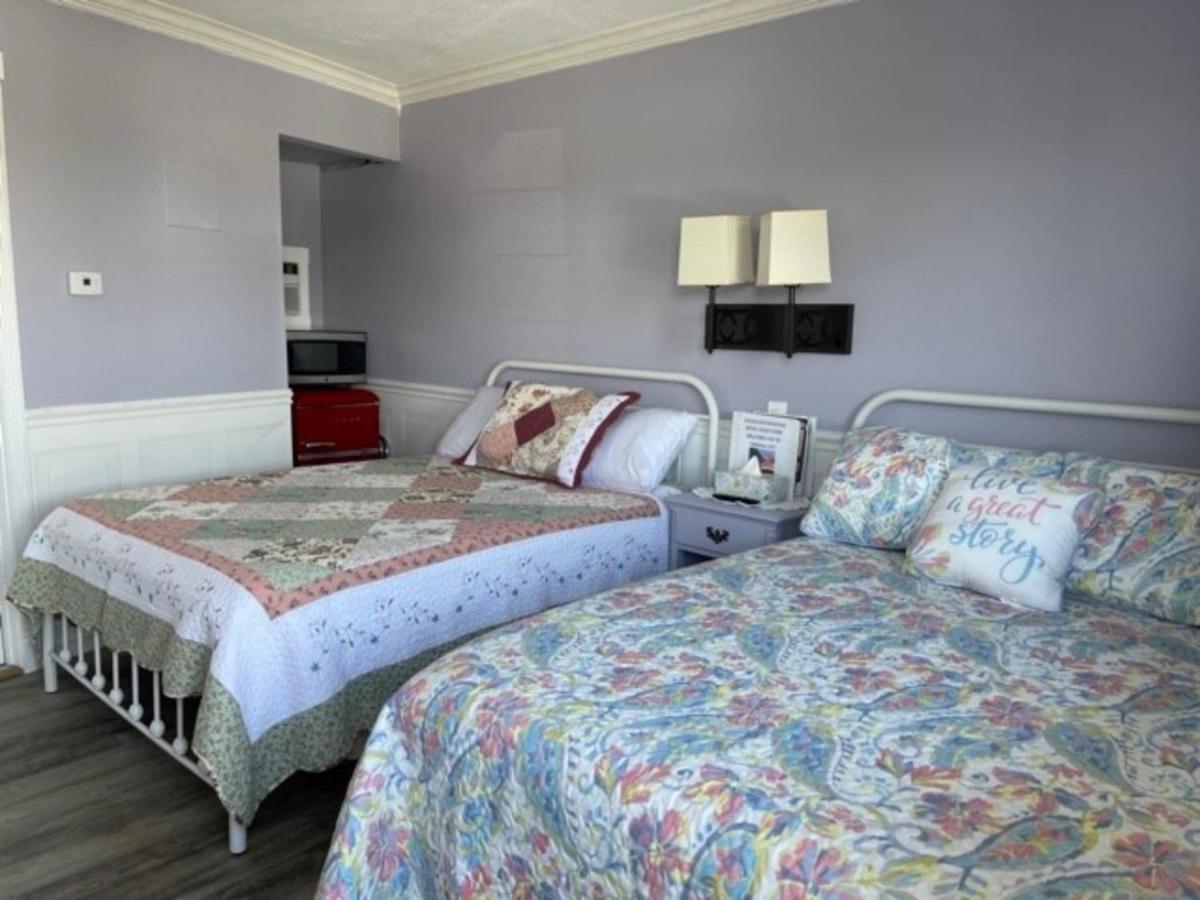 Sugarloaf Mountain Motel Virginia City Bagian luar foto